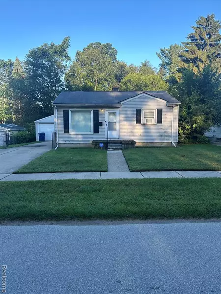 15869 Wormer, Redford, MI 48239