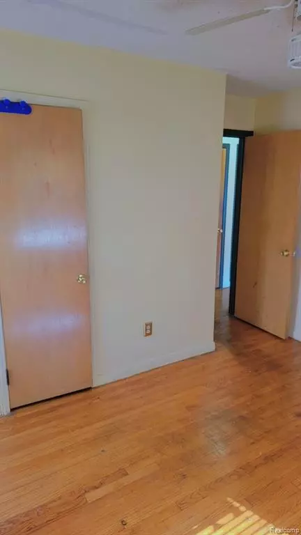 Detroit, MI 48228,6450 Piedmont Street