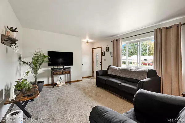 Clinton Twp, MI 48035,35571 Baron Court