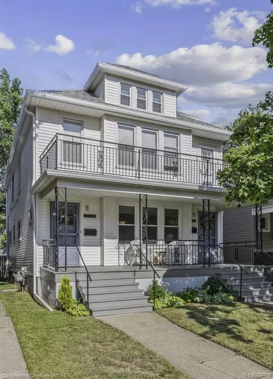Grosse Pointe Park, MI 48230,1354-1354 1/2 Maryland St