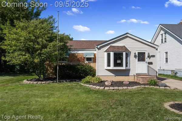 Saint Clair Shores, MI 48081,22535 Lanse Street