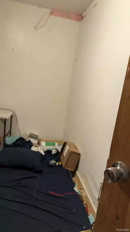 Detroit, MI 48204,10405 Orangelawn Street