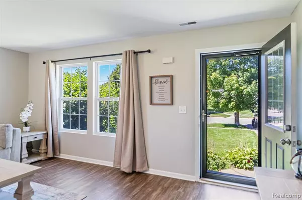 Kalamazoo, MI 49009,6787 Tiger Lily Drive