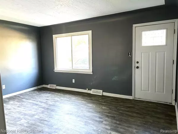 Hazel Park, MI 48030,23794 VANCE Avenue