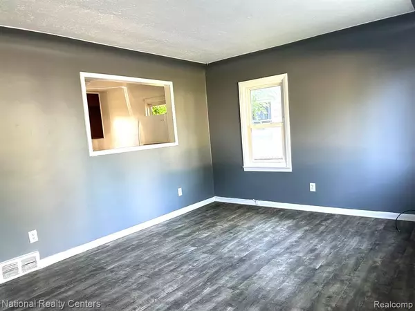 Hazel Park, MI 48030,23794 VANCE Avenue