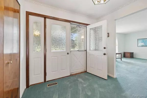 Howell, MI 48855,4140 Indian Camp Trail