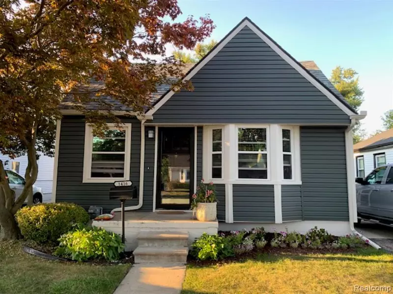 1416 Oxford Road, Berkley, MI 48072