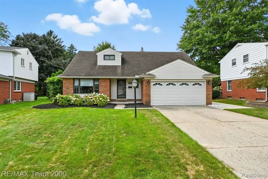 Plymouth, MI 48170,14931 Lakewood Drive