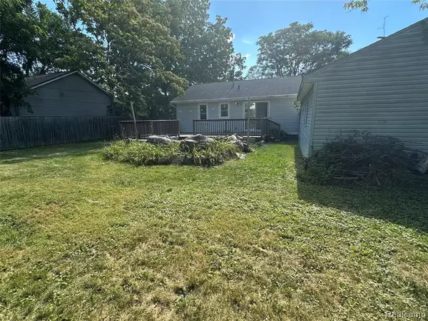 Waterford, MI 48329,6426 Williams Lake Road