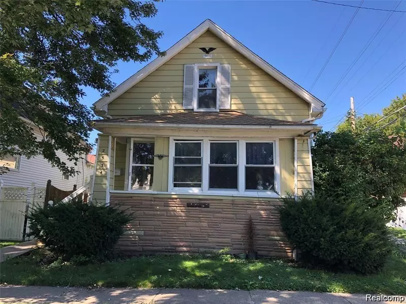 2534 2nd Street, Wyandotte, MI 48192