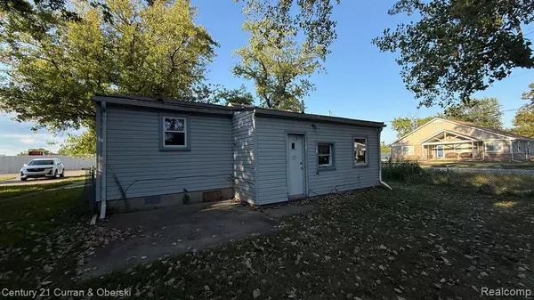 Brownstown, MI 48174,23725 Bredow Avenue