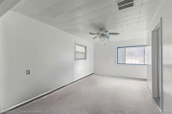 Brownstown, MI 48174,25609 King Road