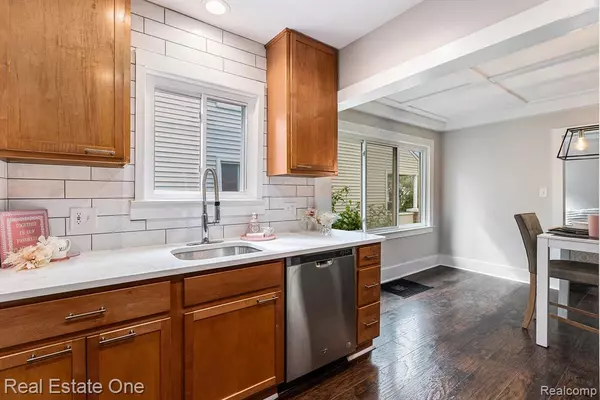 Ferndale, MI 48220,846 Flowerdale Street