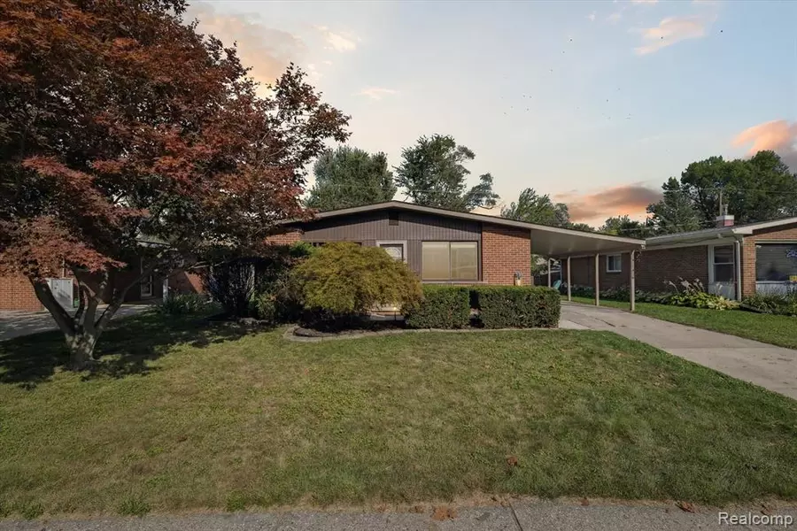 7474 Lathers Street, Westland, MI