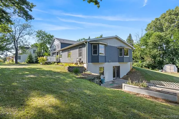 Brighton, MI 48116,7447 Ore Lake Road