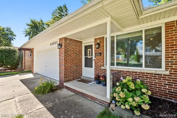 Saint Clair Shores, MI 48080,22022 Stephens Street