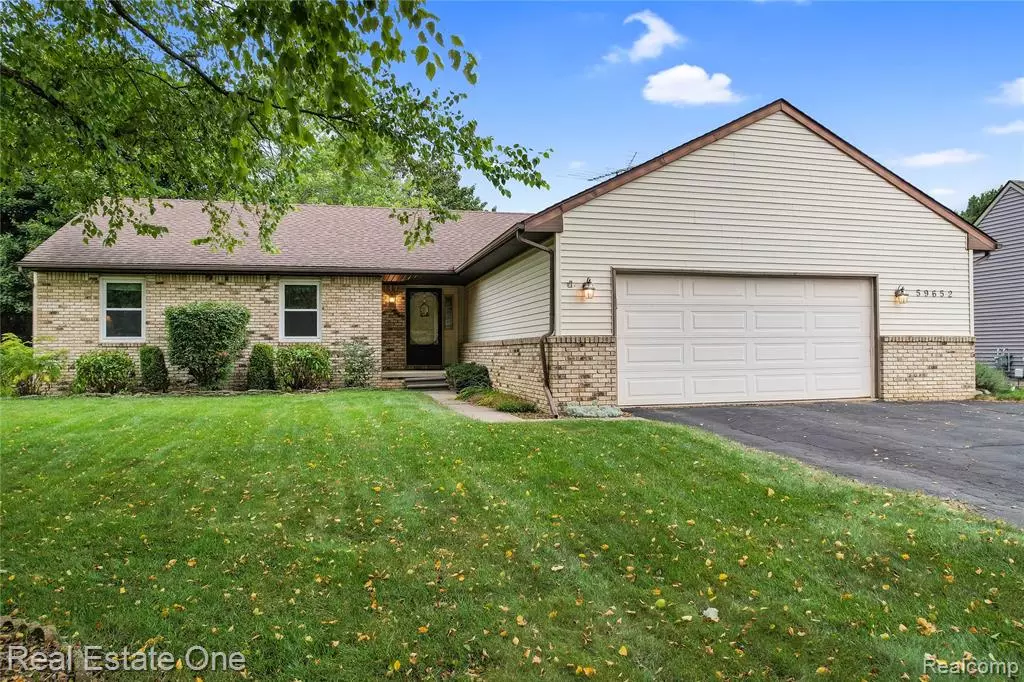 New Hudson, MI 48165,59652 Sunridge Drive