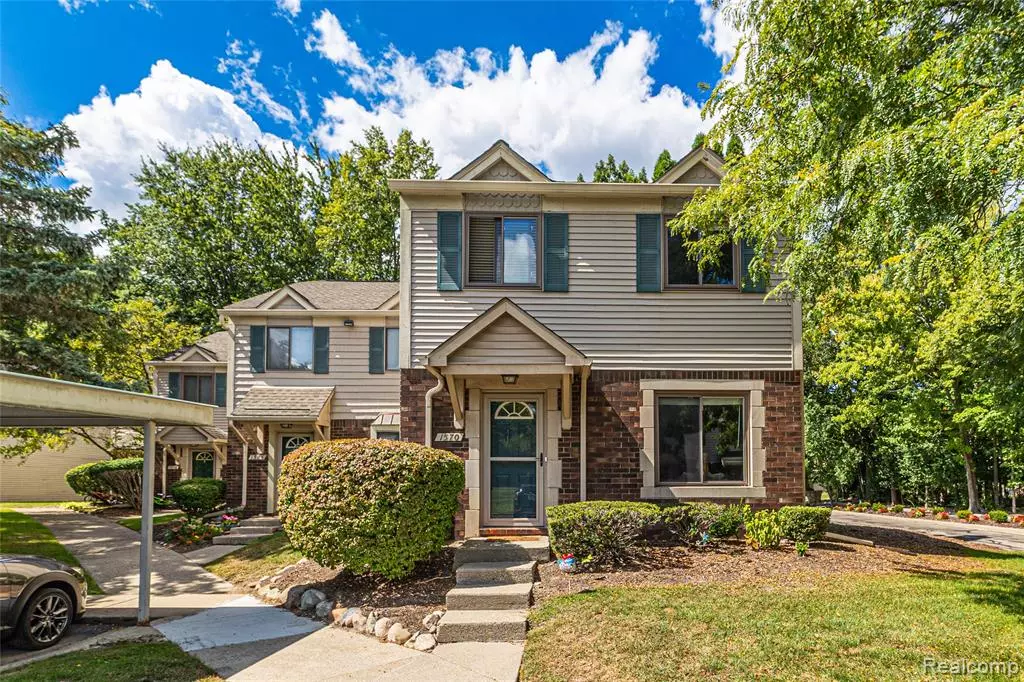 Rochester Hills, MI 48309,1570 Streamwood Court