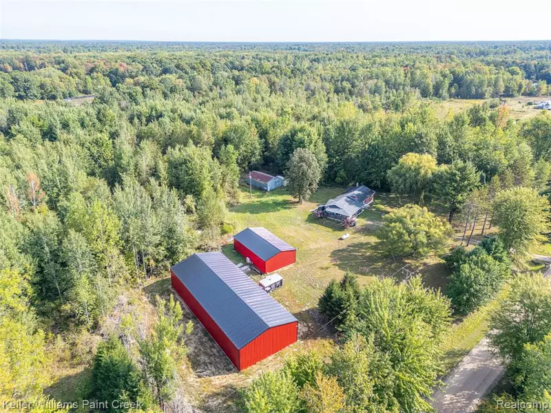 5852 NW County Line Road, Coleman, MI 48618