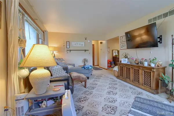 New Boston, MI 48164,600 Oakville Waltz Road