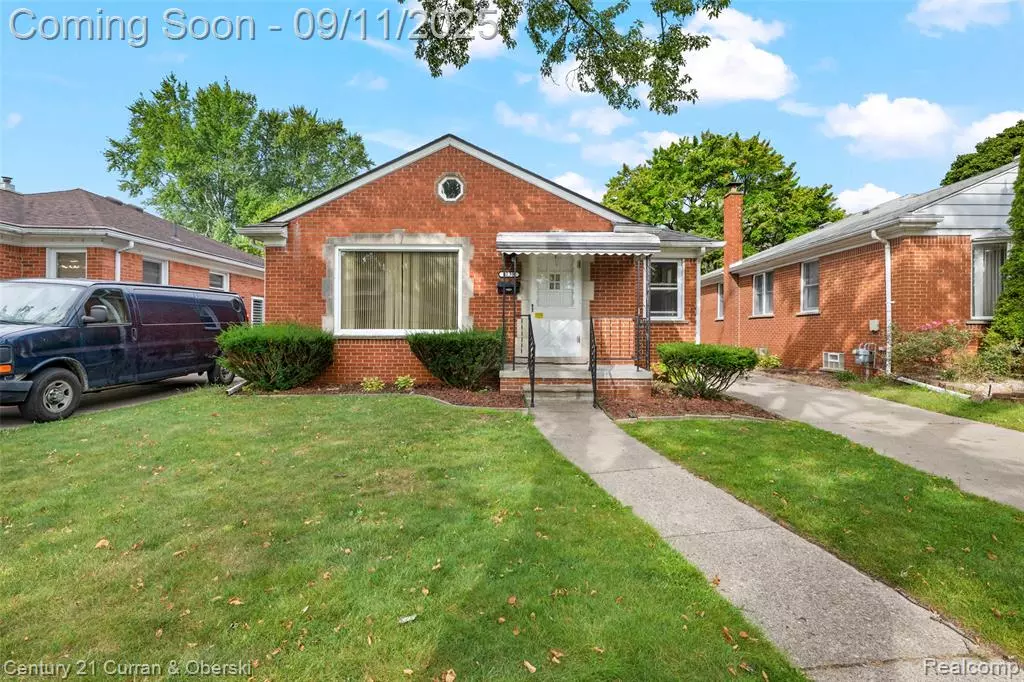 Dearborn Heights, MI 48127,8235 Virgil Street