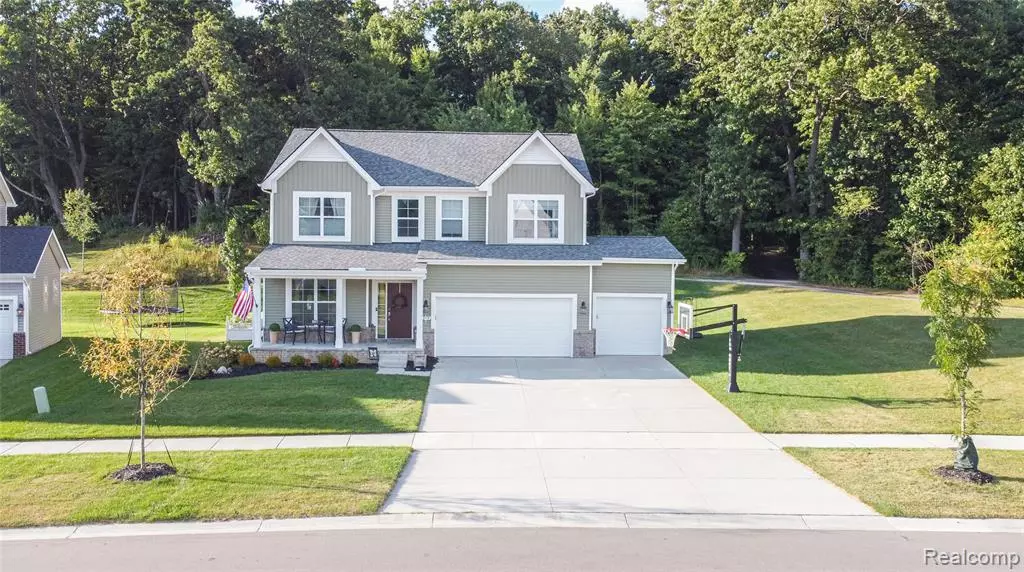 8179 Birchfield Drive, Brighton, MI 48116