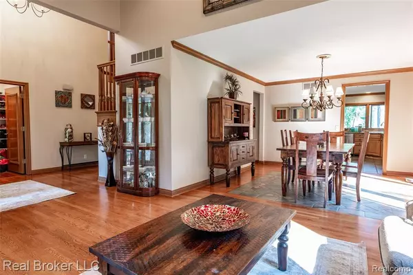 Commerce Twp, MI 48390,816 Seager Street