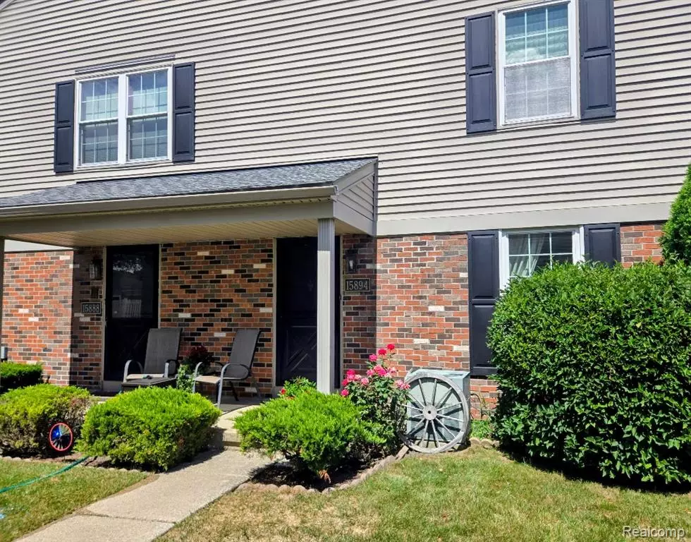 Clinton Twp, MI 48038,15894 S Cambridge Drive