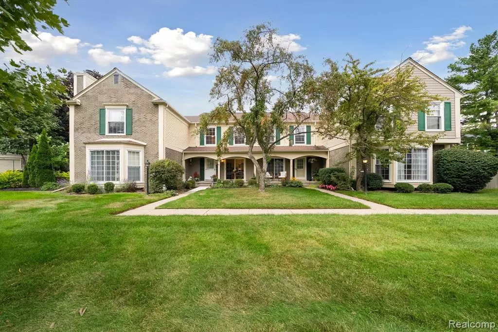 Rochester Hills, MI 48306,1484 Saddle Lane