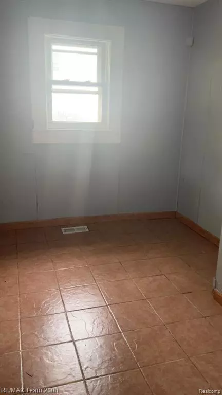 Taylor, MI 48180,5970 John Daly Street