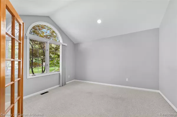 Livonia, MI 48152,19880 Irving Drive