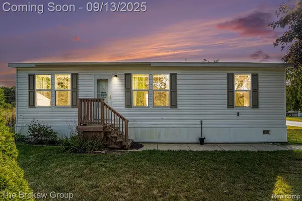 Clarkston, MI 48348,4649 Butternut