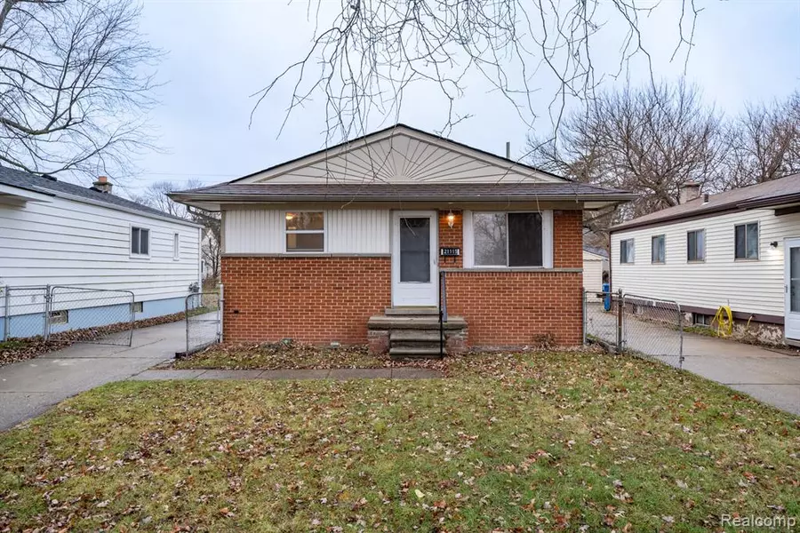 21115 Albany Avenue, Warren, MI 48091