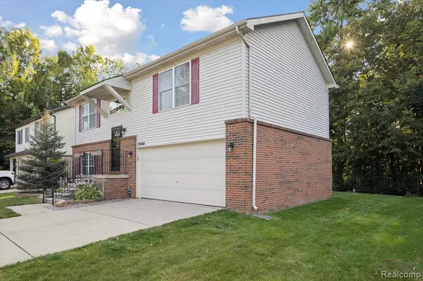 Trenton, MI 48183,29448 Juniper Street