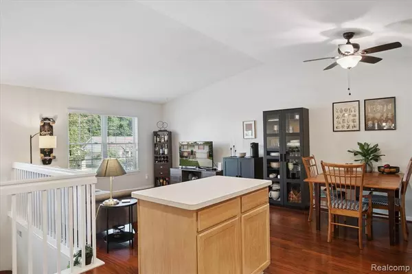 Trenton, MI 48183,29448 Juniper Street