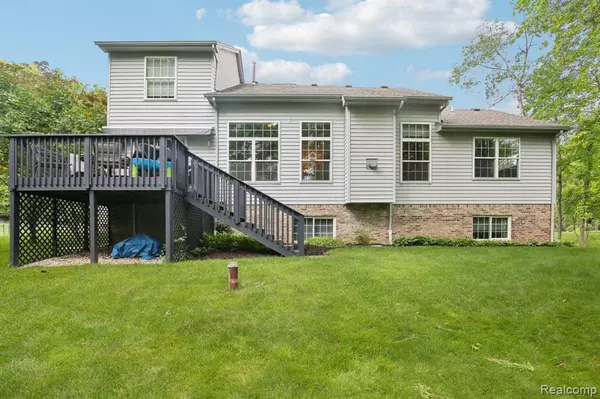 Clarkston, MI 48348,7680 Allen Road