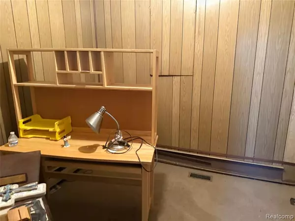 Romulus, MI 48174,11547 Grover Street