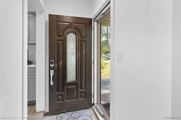 Dearborn Heights, MI 48125,4008 Katherine Street