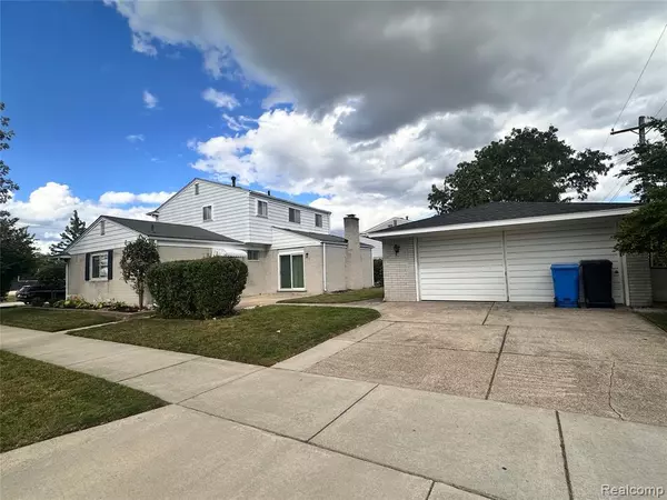 Madison Heights, MI 48071,1569 W Whitcomb Avenue