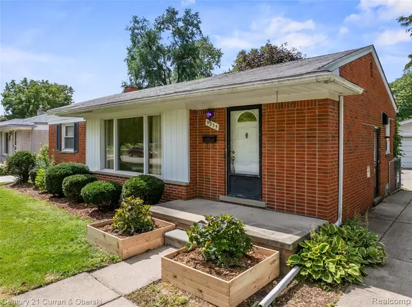 Livonia, MI 48150,9235 Texas Street
