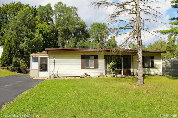 Whitmore Lake, MI 48189,10593 9 Mile Road