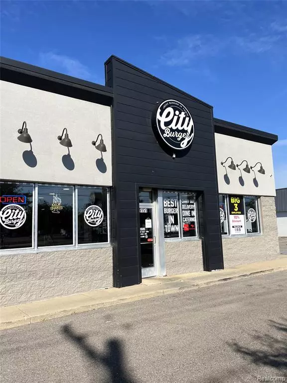 Sterling Heights, MI 48313,39151 Van Dyke Avenue