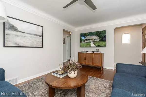 Royal Oak, MI 48067,316 N Edgeworth Avenue