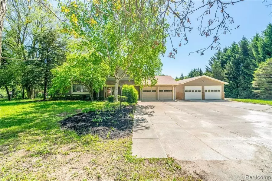 7045 CRANE Road, Ypsilanti, MI 48197