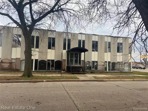 Oak Park, MI 48237,21590 Greenfield Road