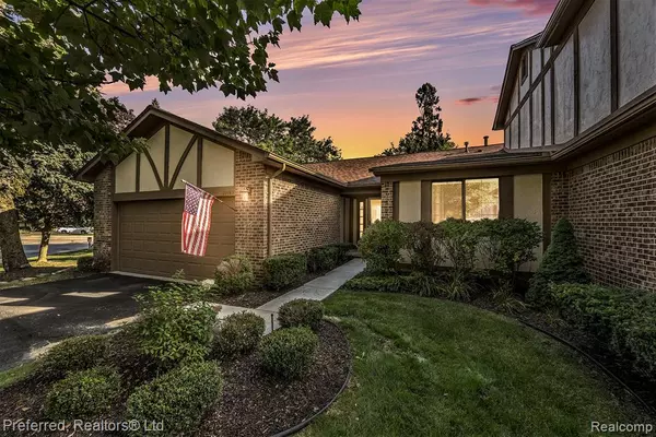 Novi, MI,22383 Chelsea Lane