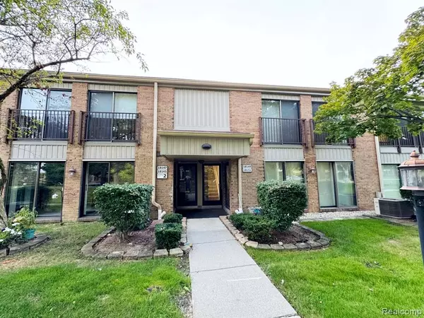 Livonia, MI 48152,18149 University Park Drive