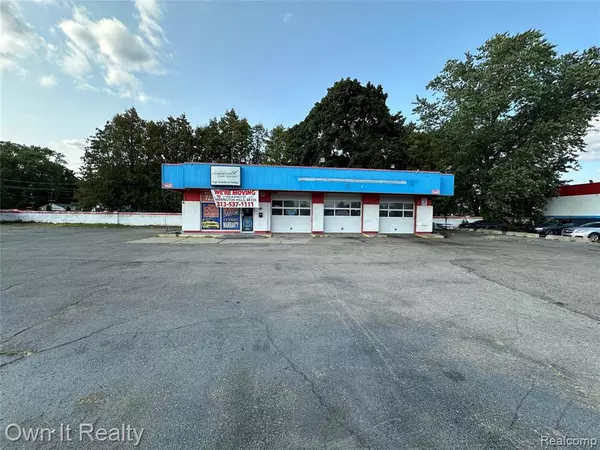 Redford, MI 48240,26680 W 7 Mile Road