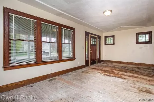 Romulus, MI 48174,6023 Wayne Road