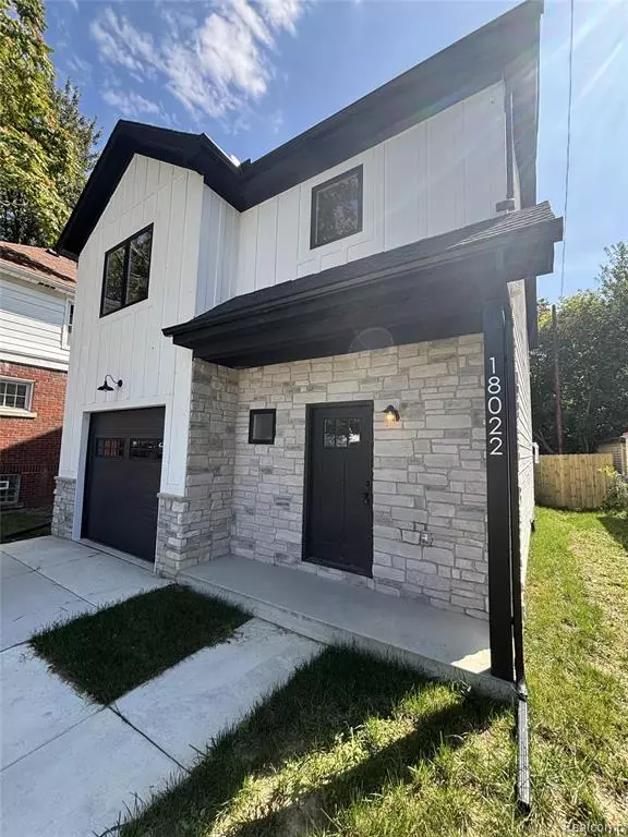 Roseville, MI 48066,18022 Elizabeth